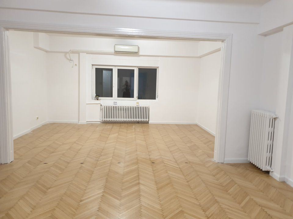 Manastire Casin apartament 4 camere - etaj 1 - in vila - Poză 2