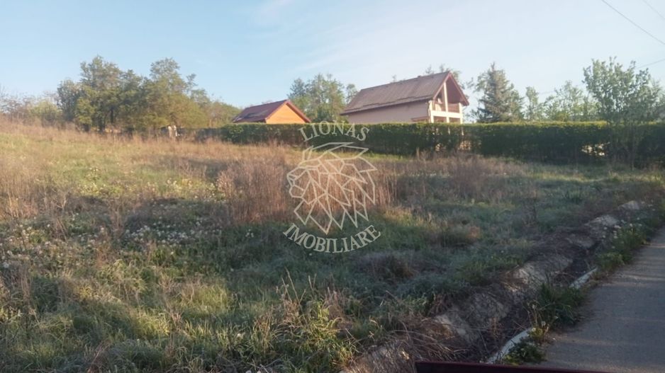 Teren intravilan 100 ari  front 80 ml utilități drum asfaltat Ghirolt Gherla - Poză 6