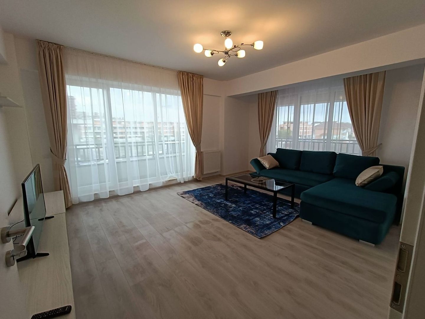 Apartament 3 camere de inchiriat - Poză 15