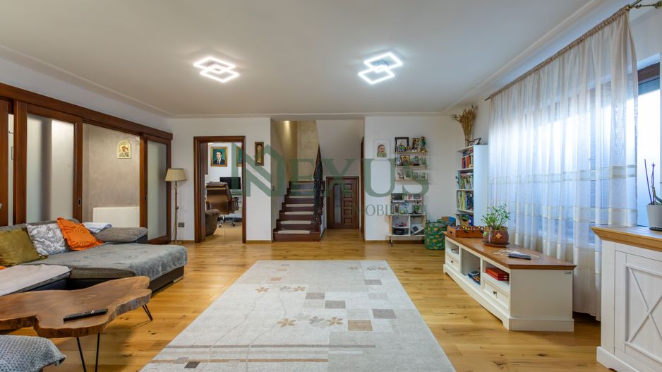 Casă/Vilă modernă de vânzare la intrare în Bogdan Vodă, județul Bacău. - Poză 26