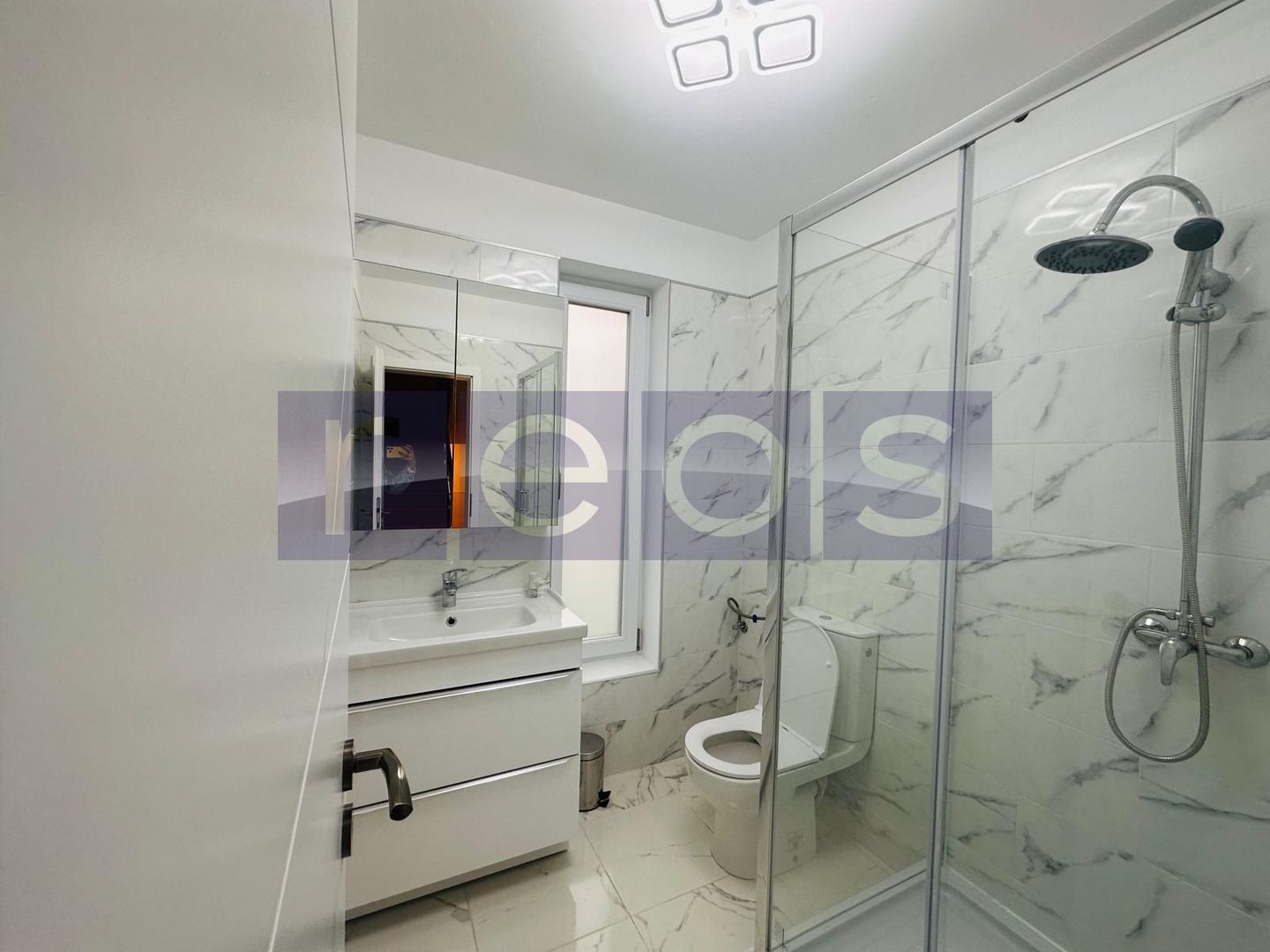 VILA DE VANZAR | BUFTEA | 4 CAMERE - Poză 13