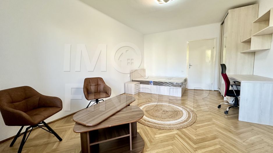 3 camere decomandate, 90 mp, Str Republicii - UMF. - Poză 1