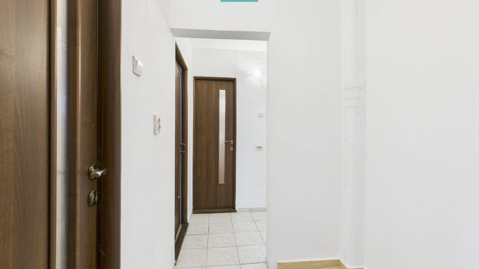 Apartament 3 camere decomandat spațios – Micalaca - Poză 10