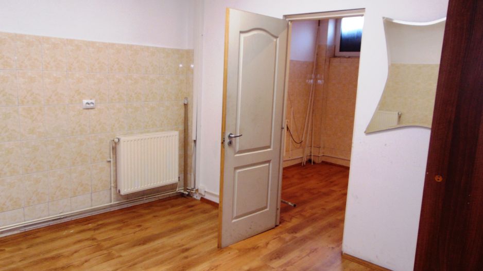 Spatiu de productie-birouri 13 Decembrie - Poză 3