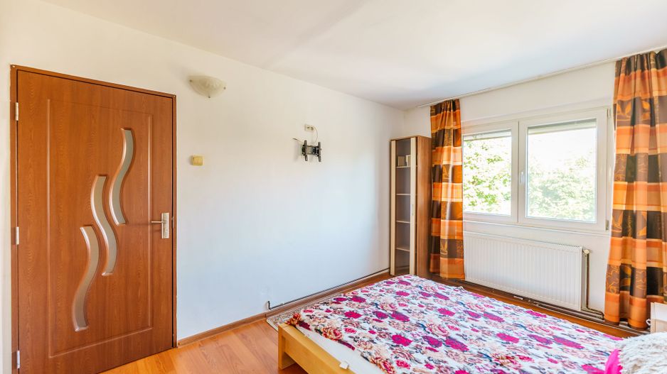 Apartament cu 3 camere de închiriat Vlaicu - Poză 11