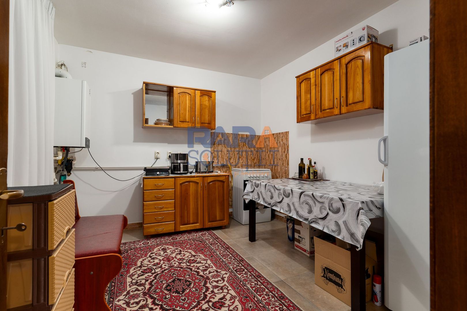 Casă 2013, teren 1366 mp, zonă centrală - Poză 10