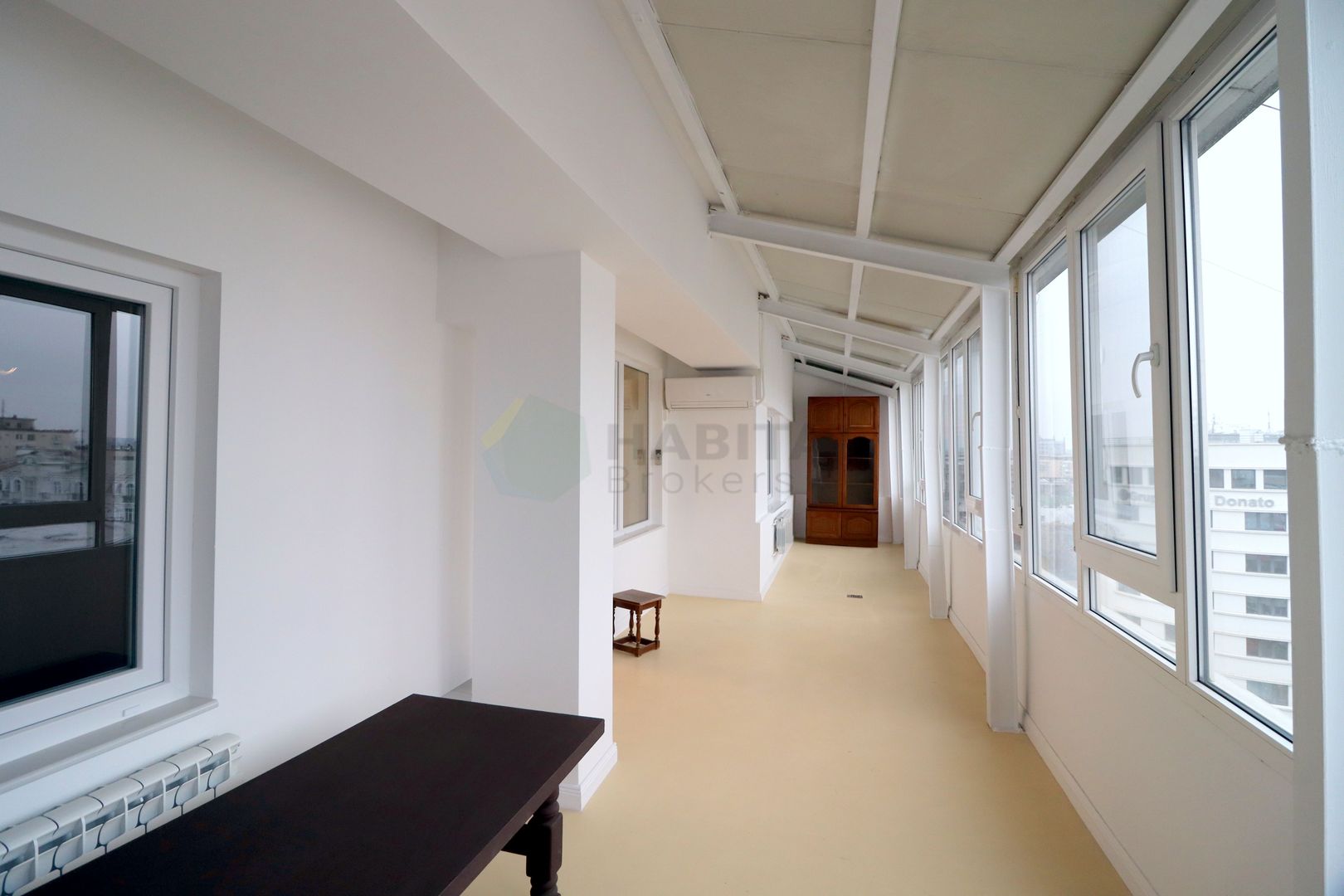 Spatios, cu terasa inchisa, vedere panoramica, bloc fara risc - Poză 25