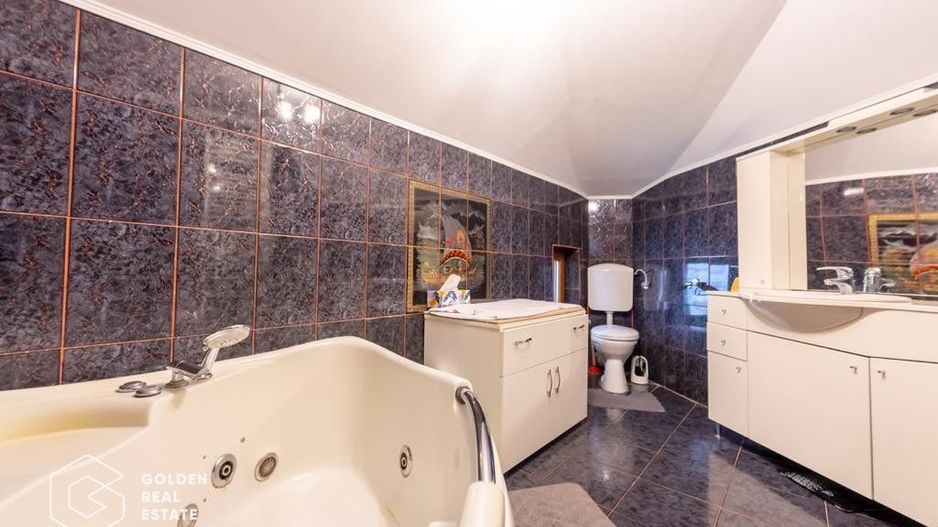 Vila de lux, P+E, in inima orasului Arad, 4 dormitoare, 210mp, KM 0-central - Poză 14