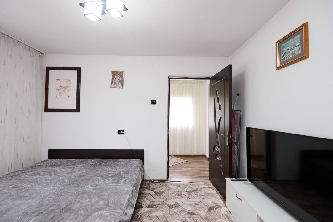 Casa  + anexa în Com.  Petresti, Sat Gherghesti - Dambovița - Poză 5