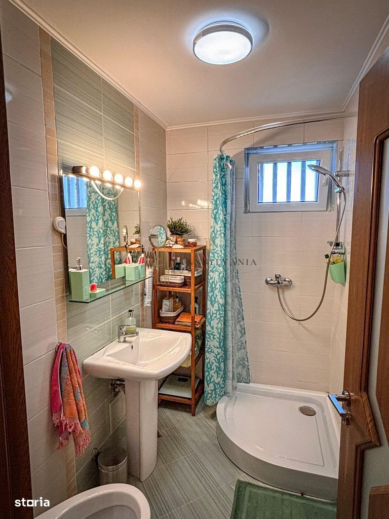 Apartament 2 camere, decomandat - Poză 11