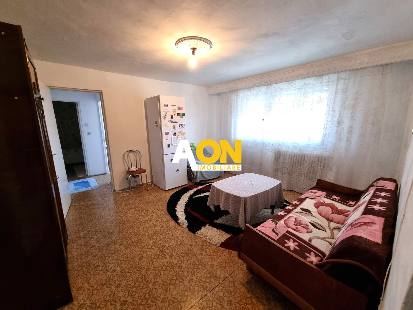 De vanzare apartament 2 camere, Cetate - Poză 2