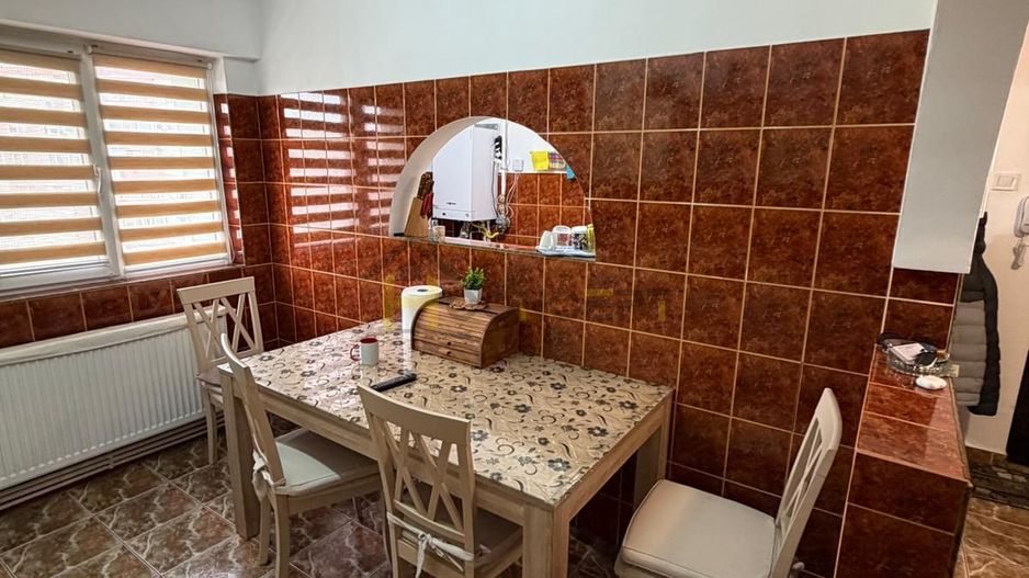 Apartament 3 camere decomandat Margeanului - Poză 4