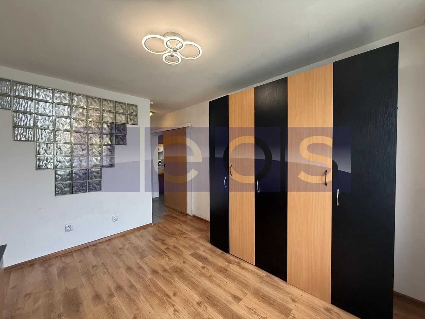 OPORTUNITATE DE VANZARE APARTAMENT 3 CAMERE ZONA TEI 2 BLOC 1982 - Poză 10