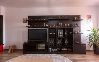 BRASADAS închiriază ap 2 cam Bd. Unirii, complet mobilat si utilat - Poză 3