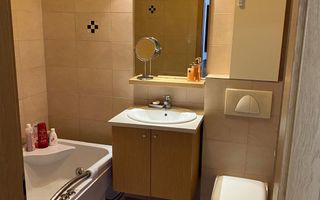 2 camere cu parcare inclusă, centrală proprie, pet friendly, modern, Ozana - Poză 7