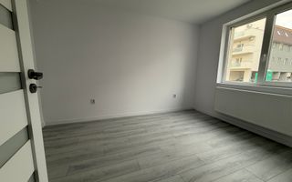 Apartament cu 2 camere in Giroc - Poză 2