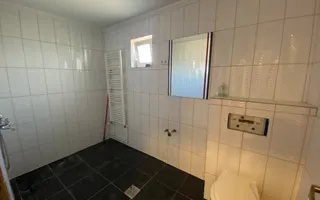 Casa Individuală 7 Camere, 2 Băi,  250 mp Utili - Poză 15