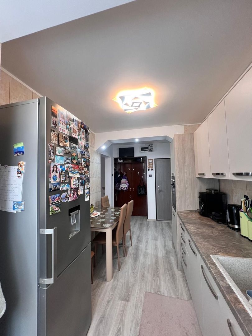 Apartament 3 camere, 62 mp, zona Scoala nr. 11 - fostul Complex Continental - Poză 11