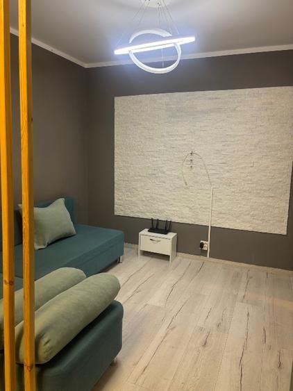 Apartament 3 camere de închiriat Apărătorii Patriei - Poză 1