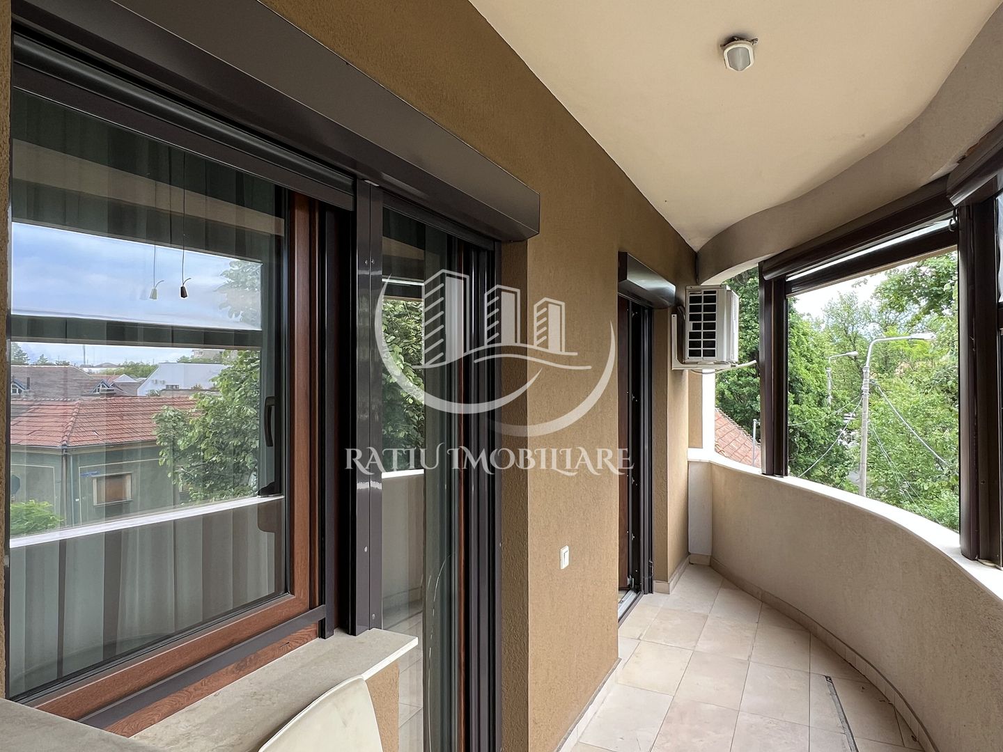 Apartament cu 2 camere | Ascensor | Loc de parcare | Cantemir | Oradea - Poză 13