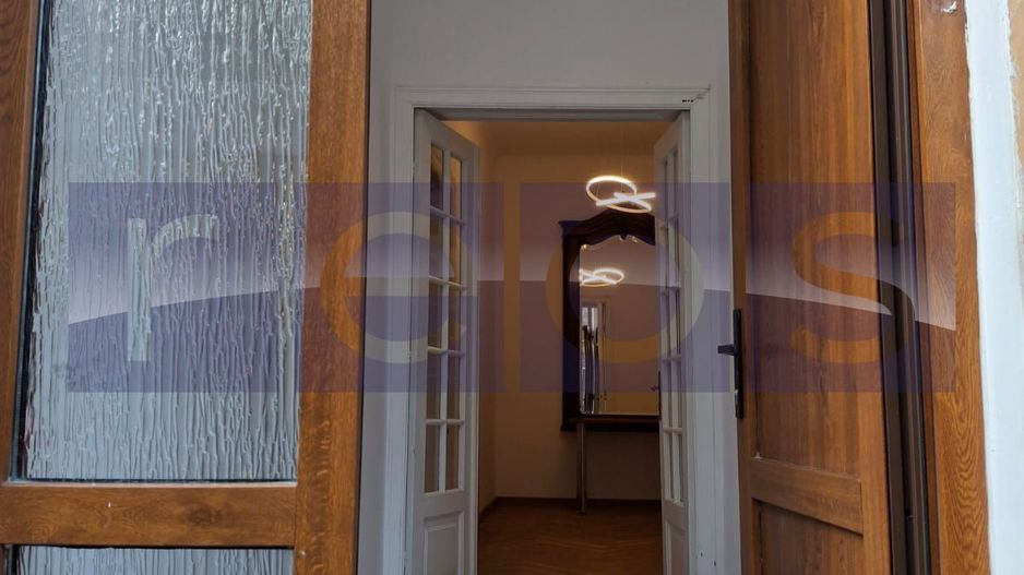 VANZARE APARTAMENT IN VILA | PARTER | CURTE 66MP | RENOVAT | POPA NAN - Poză 7