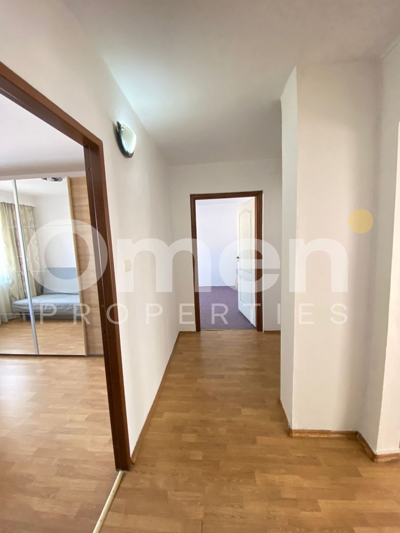Apartament spatios cu 4 camere decoamndat, zona Republicii - Poză 15