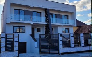 Casă exclusivistă de tip duplex cu terasă panoramic - jumătate de duplex  GHERLA - Poză 1