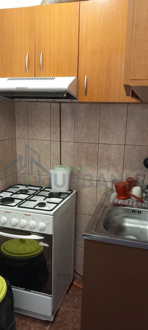 Închiriez garsonieră zona piața Nicolina exact ca în poză - Poză 2