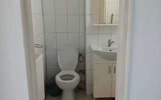 Închiriere apartament 2 camere, zona Podu Roș - Poză 4