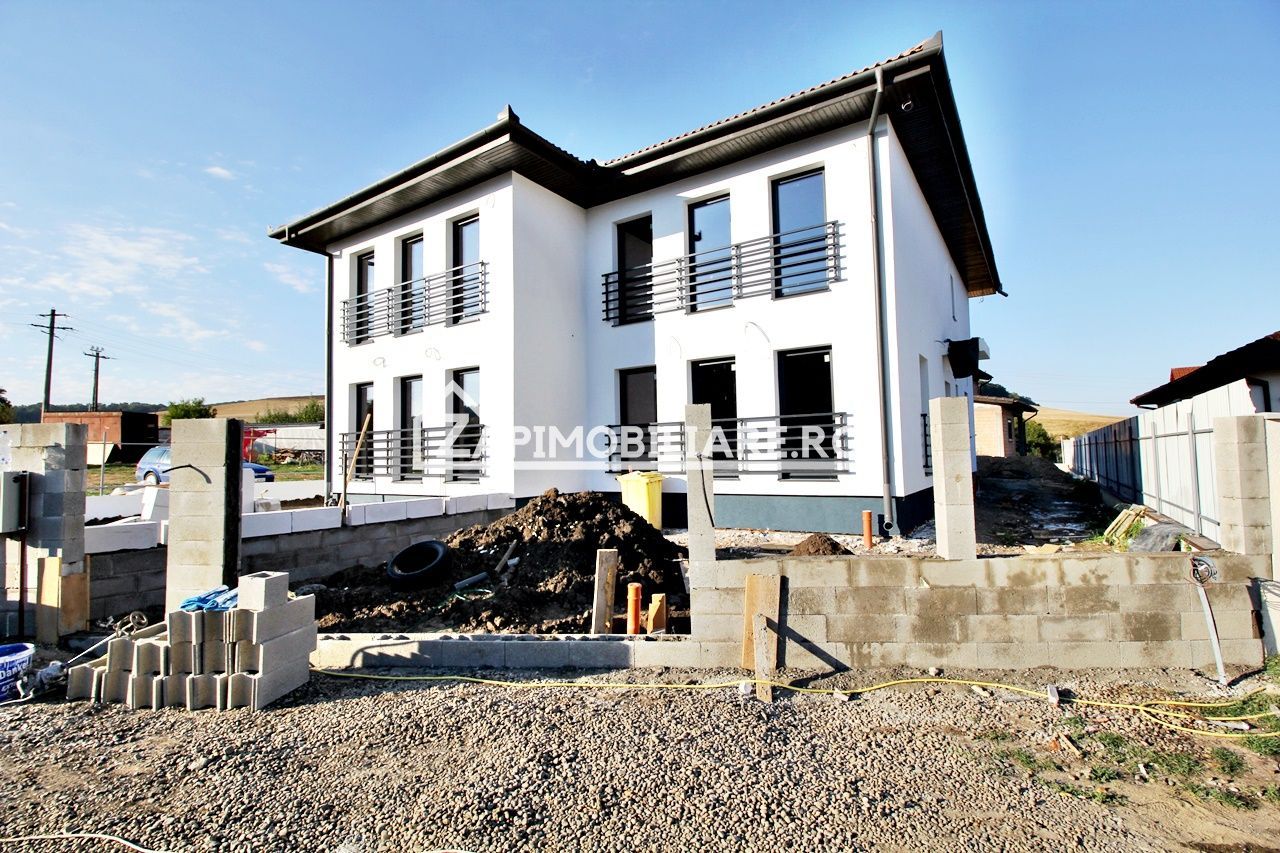 Casa la cheie 4 camere,2 bai,105mp,288 mp teren, 0% comision - Poză 11