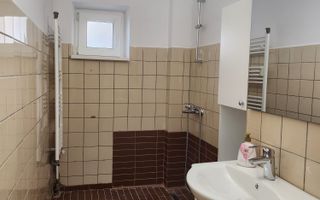 De Inchiriat Garsoniera Bd. Decebal LUX cu TERASA langa Rond Alba Iulia - Poză 8