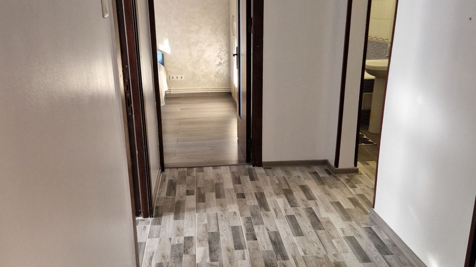 De inchiriat apartament 2 camere - Poză 3