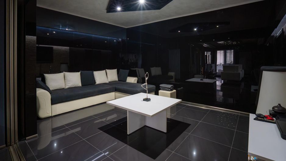 Apartament Lux cu jacuzzi Nufarul - Poză 3