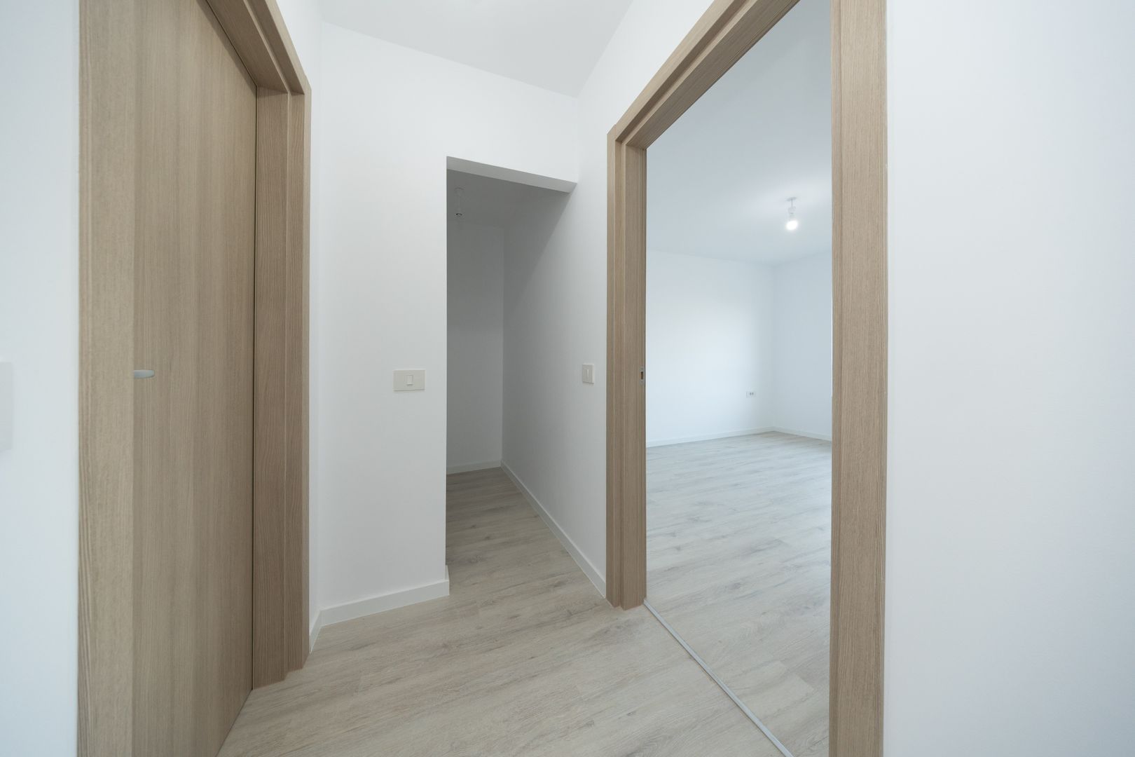 2 camere decomandat, balcon 7 mp, Noua Residence 2 - Poză 8