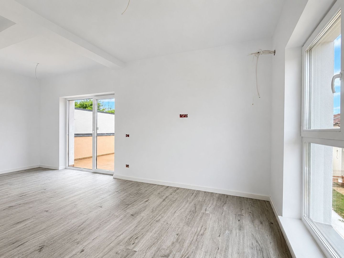 Duplexuri noi de vanzare in Ghiroda,| La cheie | TVA inclus - Poză 11