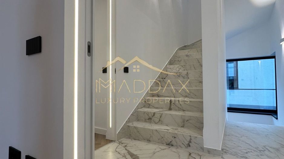 Vila individuala *432mp* + curte // 6 locuri Parcare / Pipera-Tunari - Poză 35