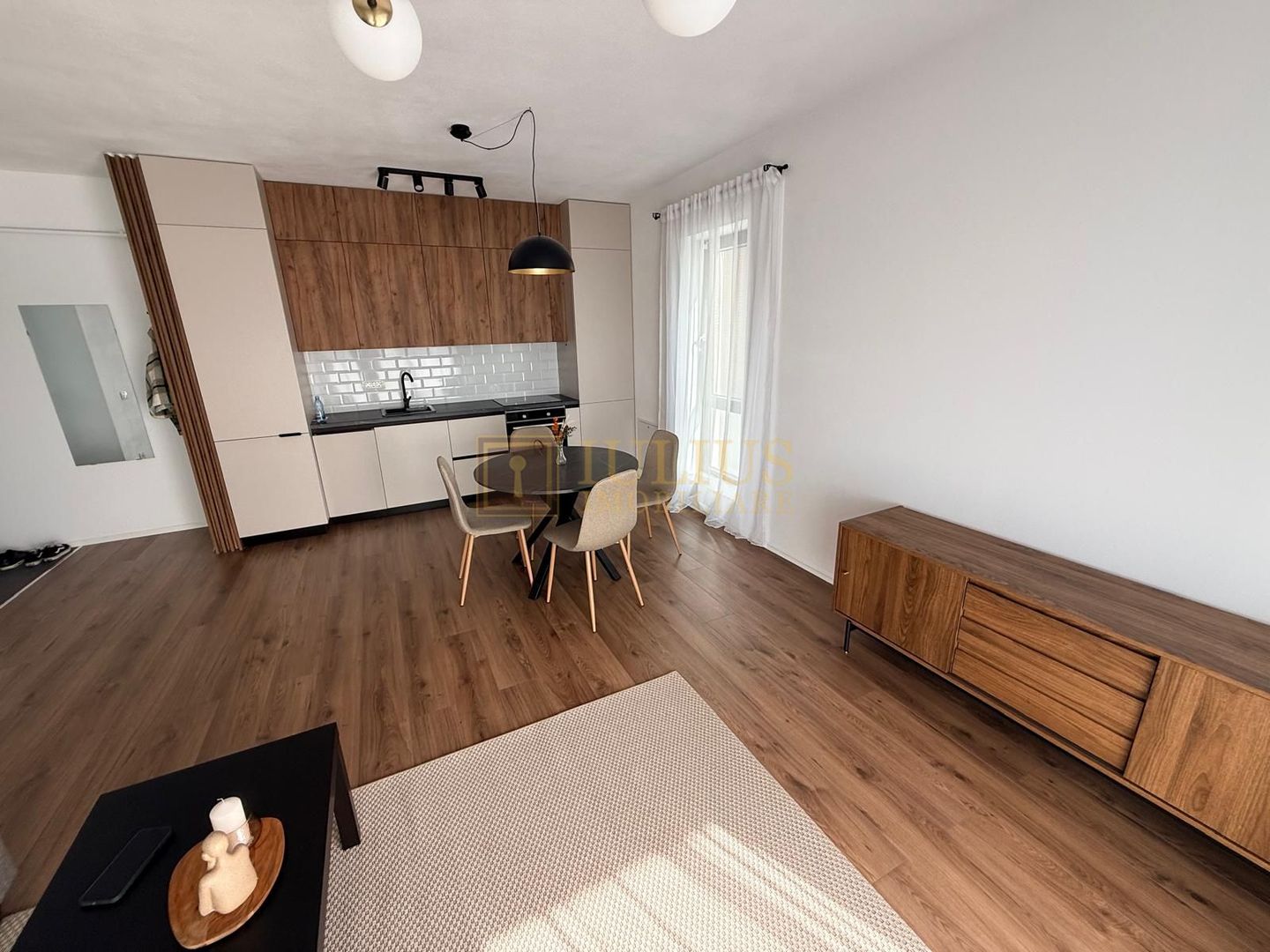 Prima inchiriere| 2 camere| Giroc| loc parcare| - Poză 5