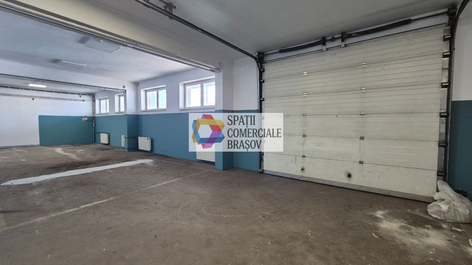 Shoroom cu depozitare Brașov 244 mp - Poză 13