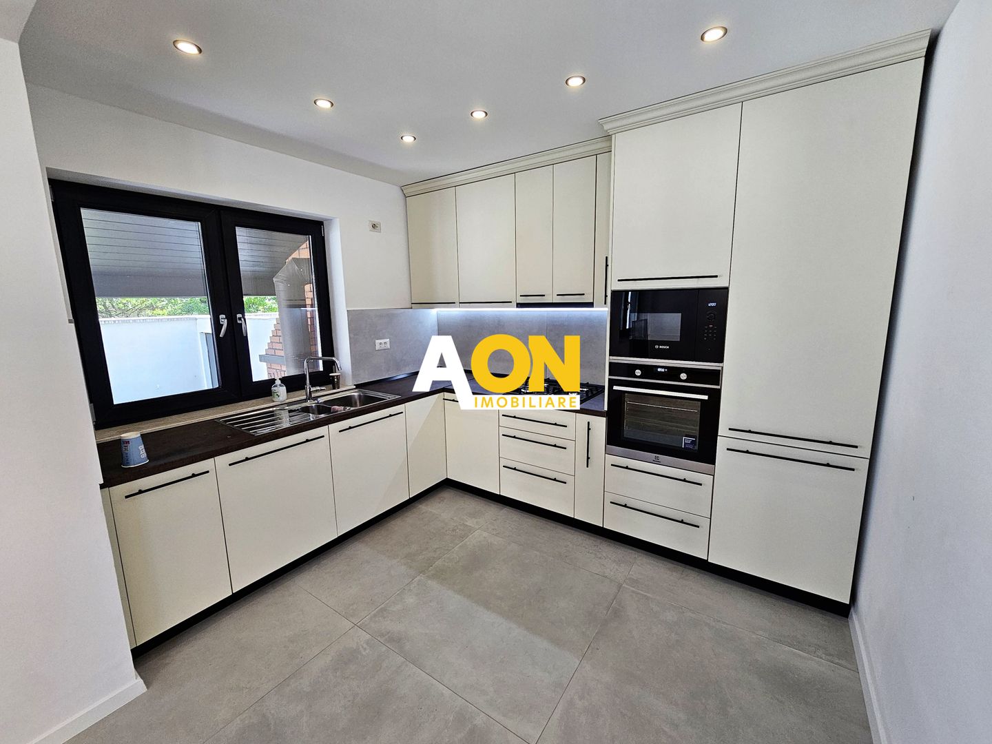 Duplex de lux, 4 camere, 225 mp teren, Cetate - Poză 7