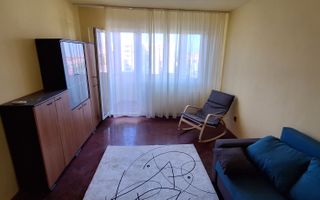 Apartament cu 3 camere - Central - Poză 1