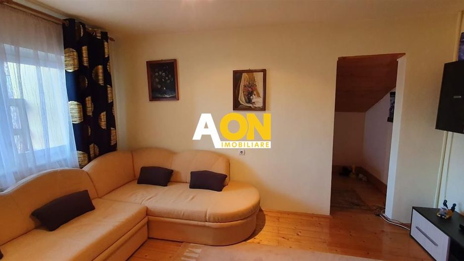 1/2 Duplex 4 camere cu garaj 462 mp teren la asfalt zona Centru - Poză 17