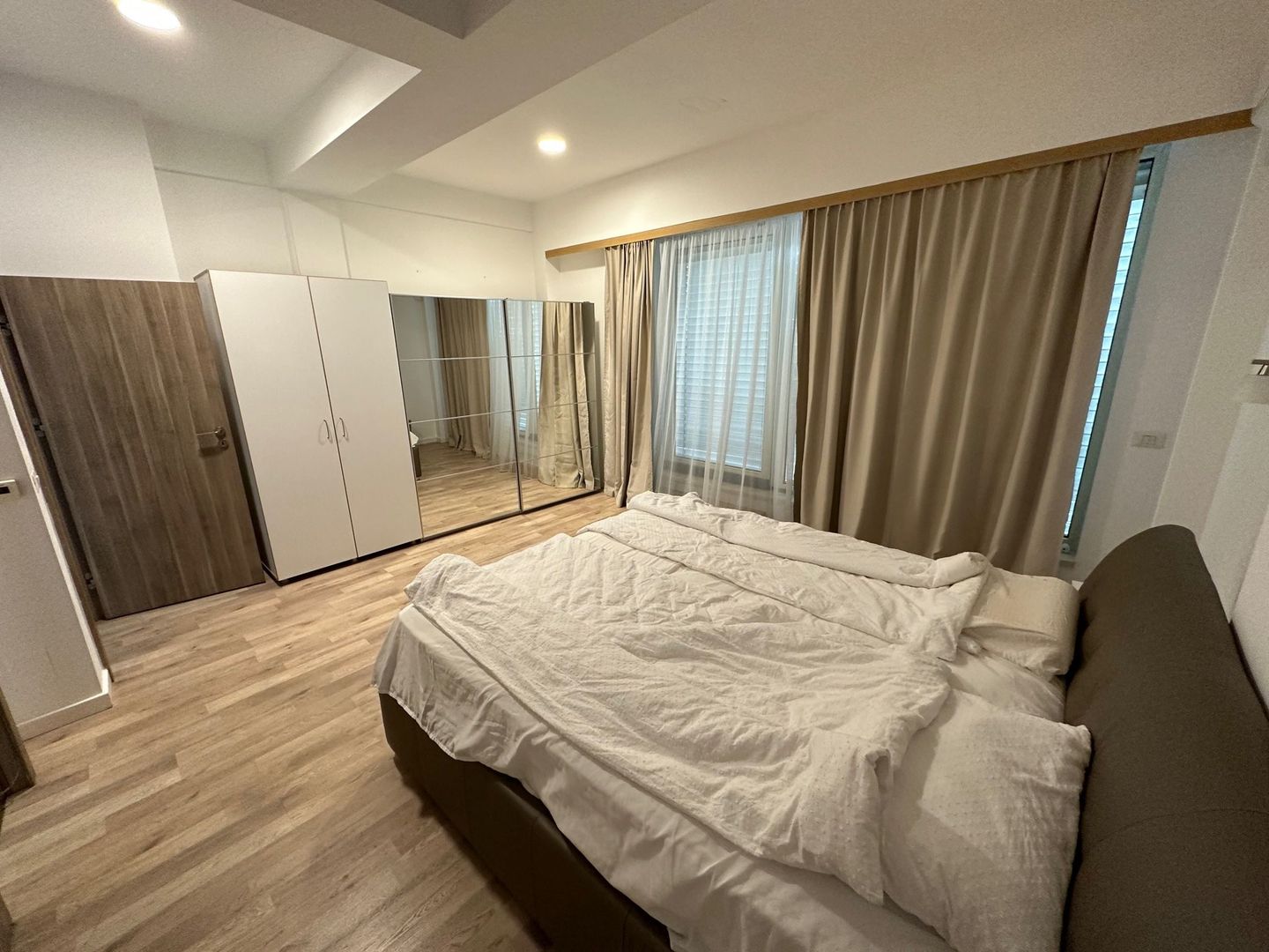 Luxury Penthouse - Poză 8