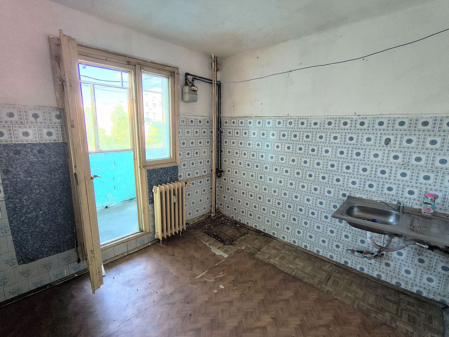 Apartament 3 camere semidecomandat Berceni - Poză 4