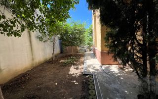VANZARE CASA SPATIOASA SI LUMINOASA | ZONA CRANGASI / GIULESTI | TEREN 300 MP - Poză 19