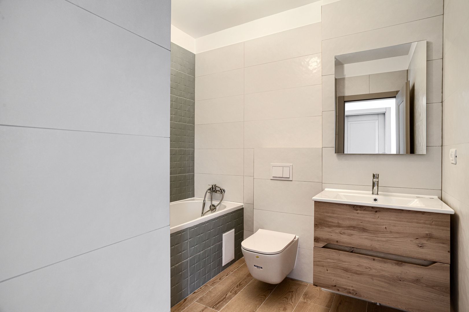 Apartament  nou  cu 3 camere în Complexul Adora Park -COMISION 0% - Poză 6