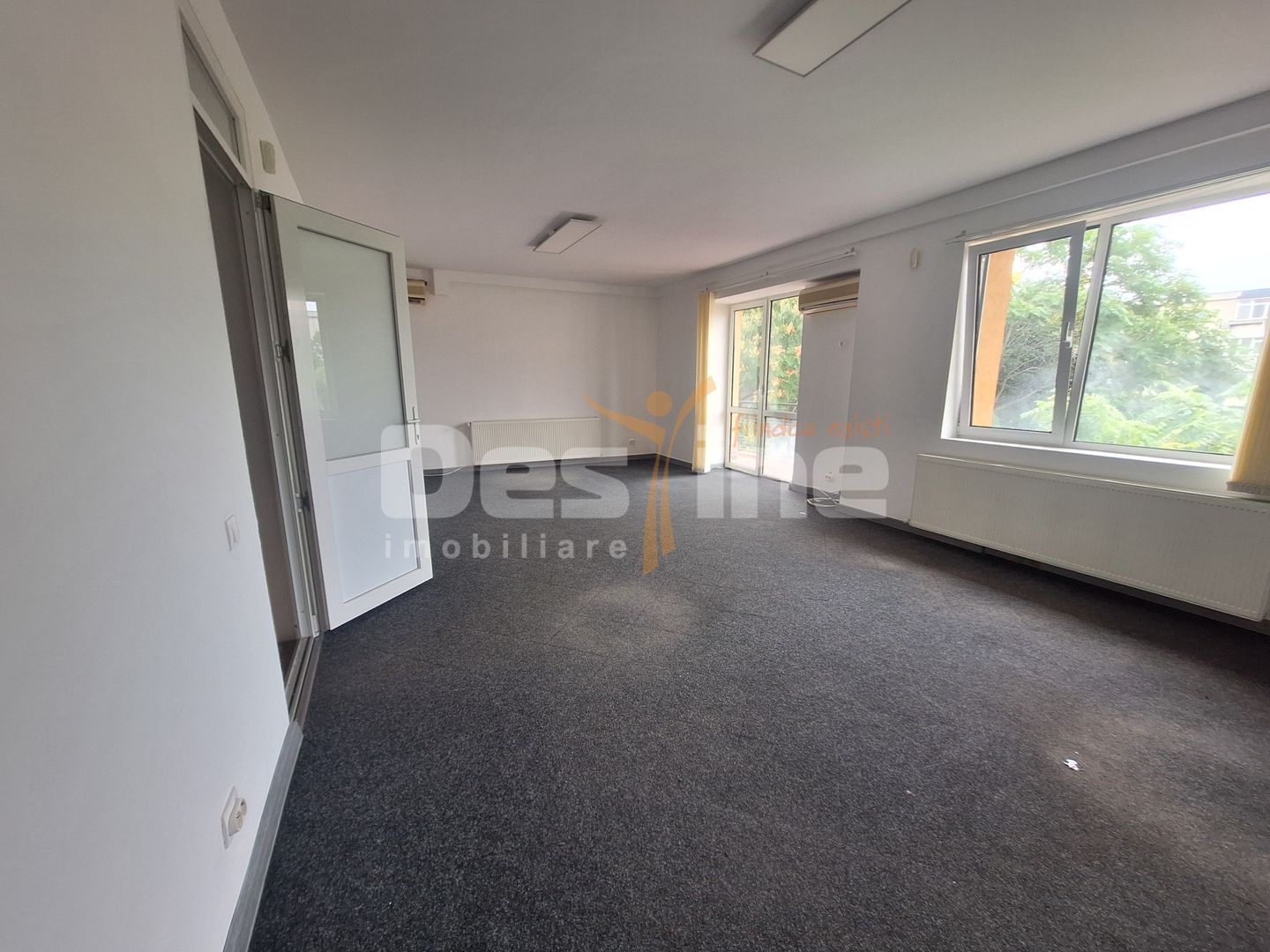 Vilă 220 mp | 2 niveluri | Curte și parcare | Lângă Mall Vitan - Poză 9