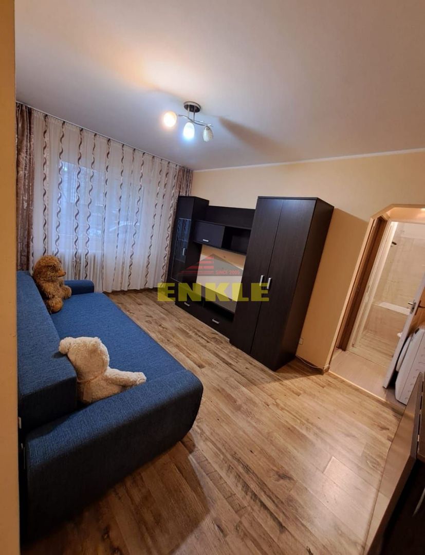 Vânzare apartament 2 camere  semidecomandat, Zona Școlii 7 - Poză 1