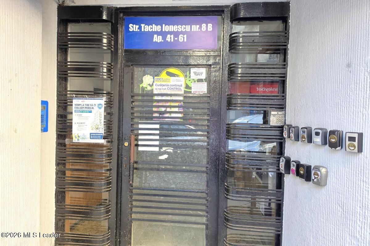 Piata Romana, 4 camere 138 MP total, Etaj 2/9, renovat - utilat, liber - Poză 62