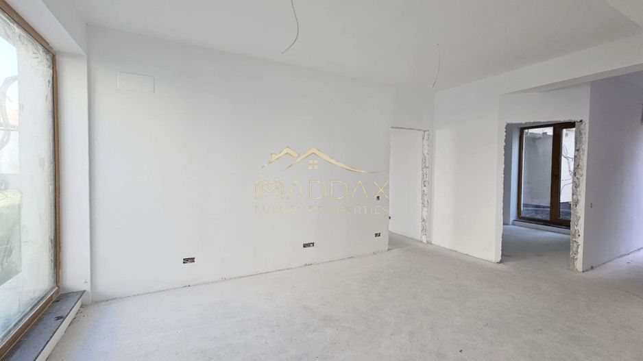 Apartament de vanzare 3 camere + curte 75mp***Domenii - Poză 5