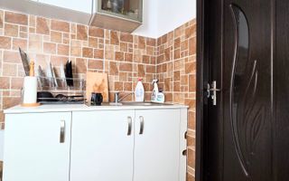 Spațiu birouri, 200 mp, 6 camere,  4 bai, 5 locuri parcare, zona Câmpului - Poză 8